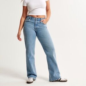 Abercrombie & Fitch Curve Love Low Rise Baggy Jean Size 28/6 Long